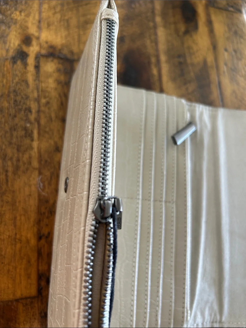 NWT Steve Madden Cream Croc-Embossed Wallet with Metal Logo Plate